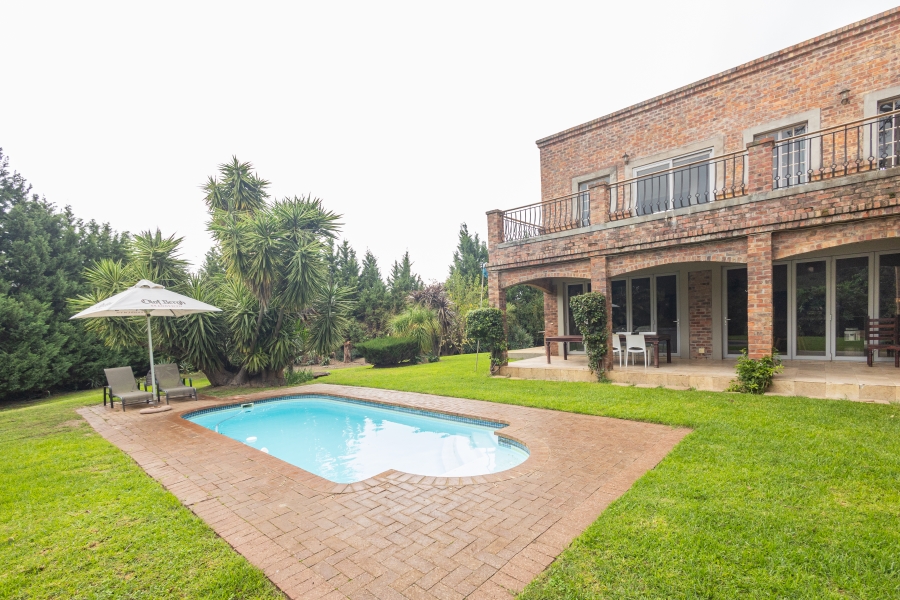 5 Bedroom Property for Sale in Vierlanden Western Cape